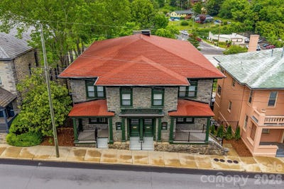 /international/us/134-biltmore-avenue-asheville-nc-110107869441/