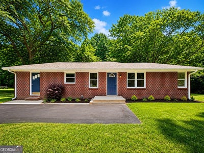 /international/us/57-cade-street-hartwell-ga-110107867084/
