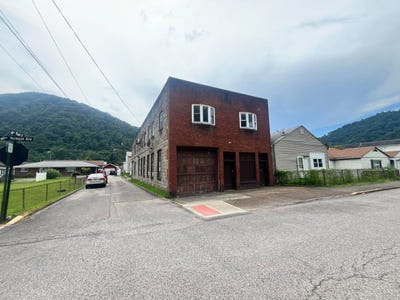/international/us/372-michigan-avenue-smithers-wv-110101062869/?lang=zh-tw