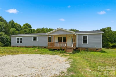 /international/us/2245-carter-hill-lane-lancaster-sc-110109050381/