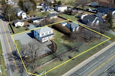/international/us/460-e-main-road-middletown-ri-110106099975/