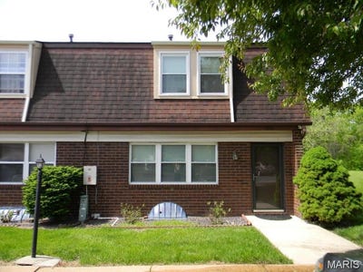/international/us/33-dorset-court-edwardsville-il-110108411639/