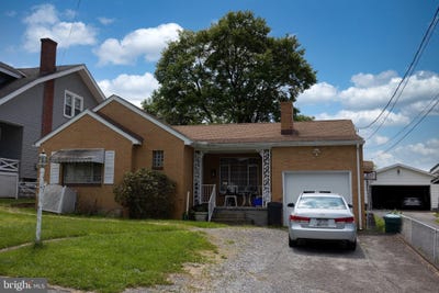 /international/us/1103-lake-ave-fairmont-wv-110107930361/