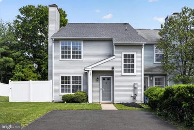 /international/us/48-bark-hollow-lane-horsham-pa-110108908124/
