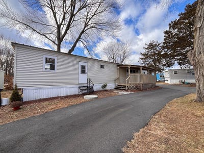 /international/us/350-west-street-ludlow-ma-110120531467/