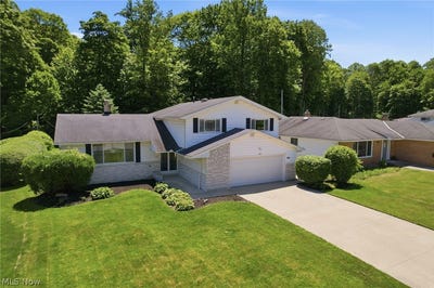 /international/us/1633-windsor-drive-mayfield-heights-oh-110108553188/