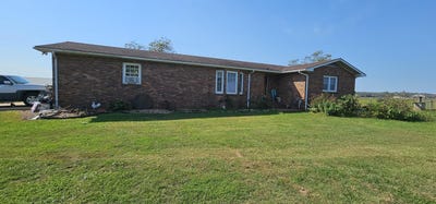 /international/us/6604-county-road-8240-west-plains-mo-110120129999/