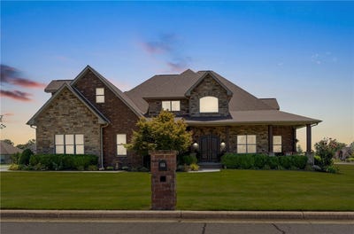 /international/us/17-prestwick-court-mountain-home-ar-110107954099/