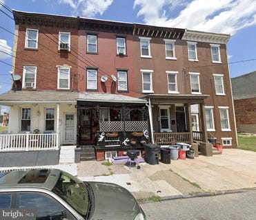 /international/us/321-washington-street-camden-nj-110103334947/
