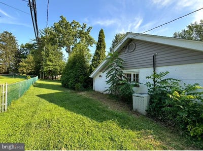 /international/us/1107-lansdale-avenue-lansdale-pa-110101451025/