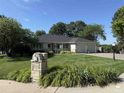 /international/us/2101-abbott-circle-manhattan-ks-110100468316/