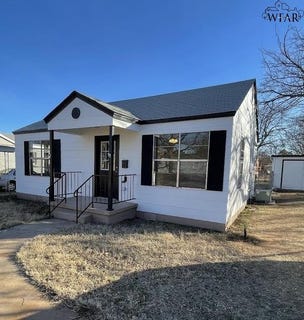 /international/us/3005-kessler-boulevard-wichita-falls-tx-110101209821/
