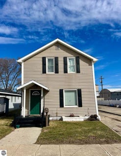 /international/us/418-woodworth-avenue-alma-mi-110098064888/