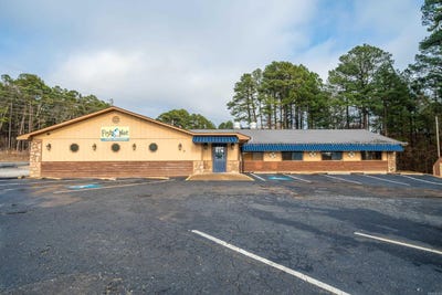 /international/us/5000-valley-street-caddo-valley-ar-110105111687/