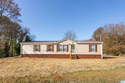 /international/us/150-carolyn-drive-anniston-al-110103719755/