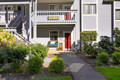 /international/us/108-chilton-lane-brewster-ma-110110361857/