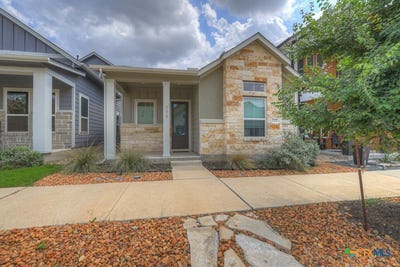 /international/us/777-n-academy-avenue-new-braunfels-tx-110099241972/