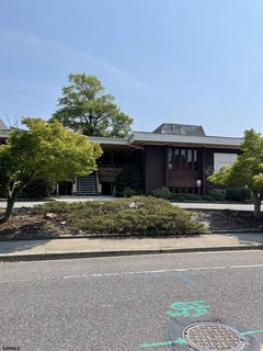 /international/us/1750-zion-road-northfield-nj-110069731187/