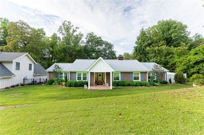 /international/us/103-riggs-drive-clemson-sc-110108335823/