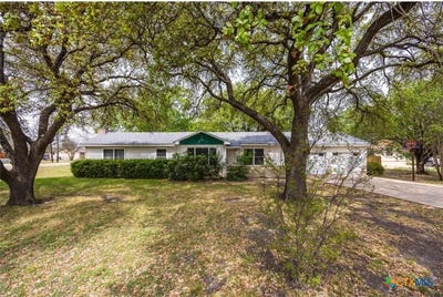 /international/us/211-w-long-street-elm-mott-tx-110119473825/