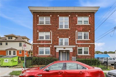/international/us/16-w-37th-street-kansas-city-mo-110120531075/
