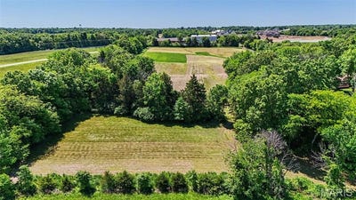 /international/us/08-benne-road-defiance-mo-110108019759/