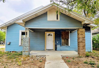 /international/us/901-w-5th-st-taylor-tx-110103421372/