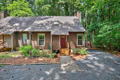 /international/us/111-hidden-valley-drive-chapel-hill-nc-110105730664/