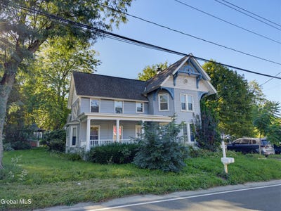 /international/us/720-new-salem-road-voorheesville-ny-110110362630/