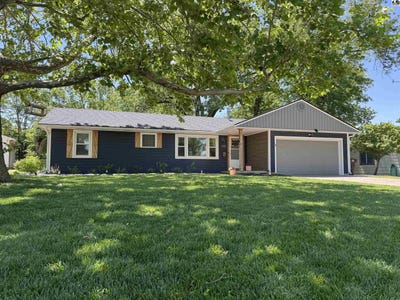 /international/us/1106-glendale-rd-mcpherson-ks-110108253421/