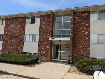 /international/us/4347-inner-circle-drive-brunswick-oh-110110306849/