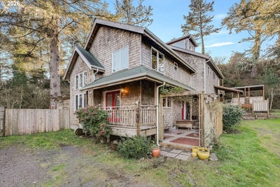 /international/us/598-n-laurel-st-cannonbeach-or-110106789323/