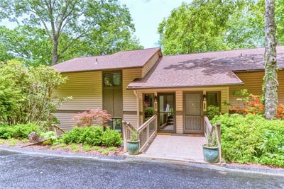 /international/us/704-highlands-mountain-club-road-highlands-nc-110100260003/