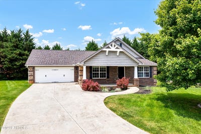 /international/us/8105-morning-rose-lane-corryton-tn-110100045090/