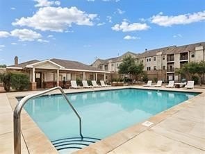 /international/us/1331-se-university-avenue-waukee-ia-110107079060/