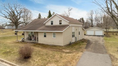/international/us/503-luke-street-mosinee-wi-110107303116/