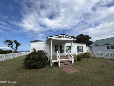 /international/us/391-lola-road-cedar-island-nc-110119948038/
