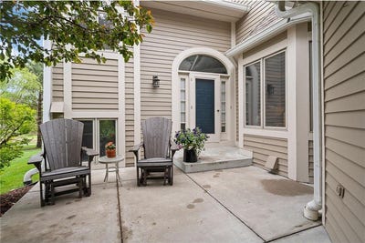 /international/us/14925-45th-avenue-n-plymouth-mn-110108394545/