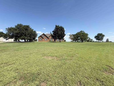 /international/us/9217-n-van-buren-st-enid-ok-110096306927/