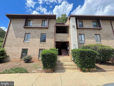 /international/us/11606-stoneview-square-reston-va-110108917764/
