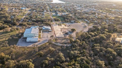 /international/us/501-12th-street-marble-falls-tx-110107964917/