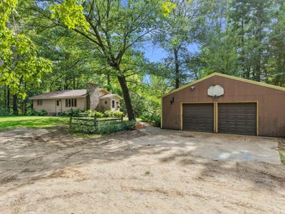 /international/us/1174-381st-avenue-ne-stanchfield-mn-110119957566/