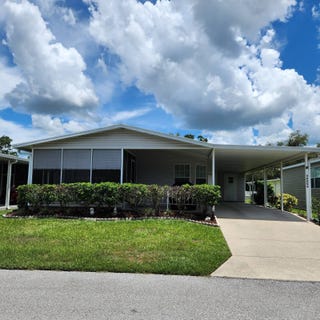 /international/us/38203-woodside-zephyrhills-fl-110100747882/