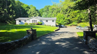 /international/us/54-allapartus-road-ossining-ny-110108254254/