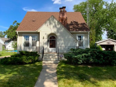 /international/us/820-cornelia-street-janesville-wi-110108886504/