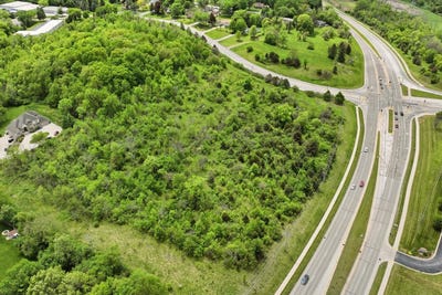 /international/us/20355-w-greenfield-ave-new-berlin-wi-110108191910/