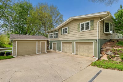 /international/us/503-n-7th-street-guthrie-center-ia-110107657255/