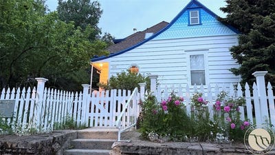 /international/us/305-word-ave-north-red-lodge-mt-110101289300/?lang=fr