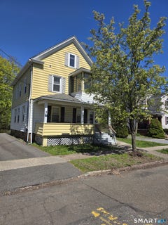 /international/us/38-bull-avenue-wallingford-ct-110107611489/