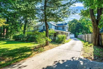 /international/us/187-oak-street-medford-ny-110109884969/